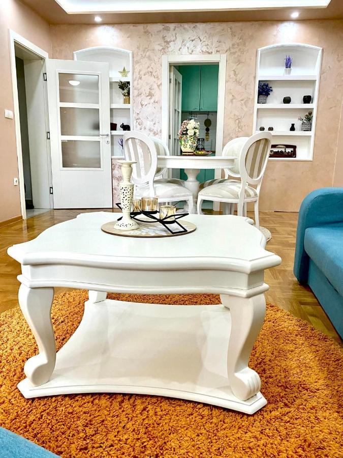 Apartman Diana スレムスカ・ミトロヴィツァ エクステリア 写真